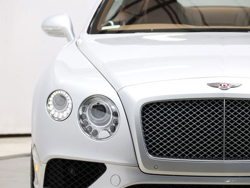 Used 2016 Bentley Continental GT image 82