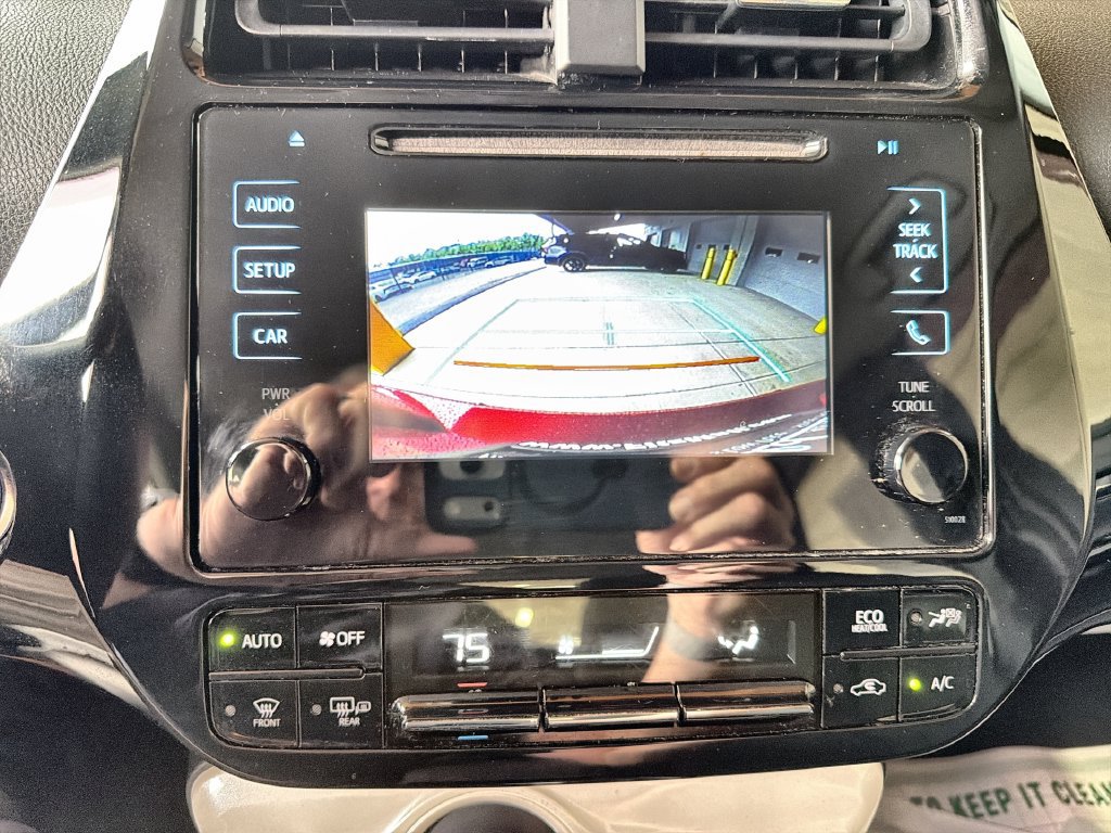 Used 2018 Toyota Prius Two w/ Prius Two Safety Plus Package FWD image 21