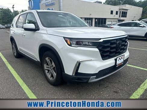 Used 2024 Honda Pilot EX-L image 1