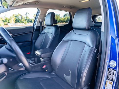 Used 2023 Kia Sportage EX image 19