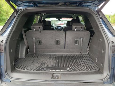 Used 2023 Chevrolet Traverse LT AWD/4WD image 32