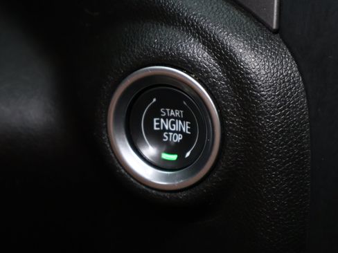 Used 2022 Chevrolet Silverado 1500 Custom image 17