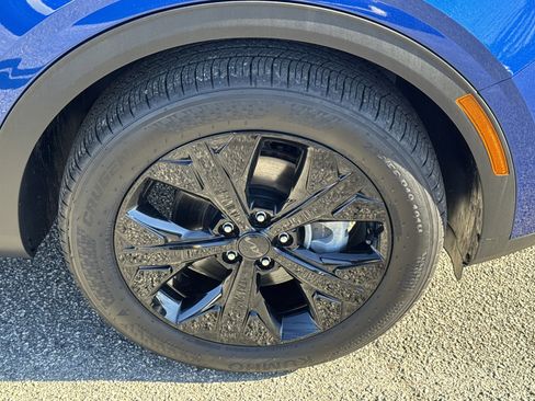 Used 2025 Kia Sportage X-Line w/ Premium Package image 12