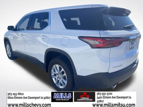 Used 2023 Chevrolet Traverse LS w/ LPO, Cargo Package image 6