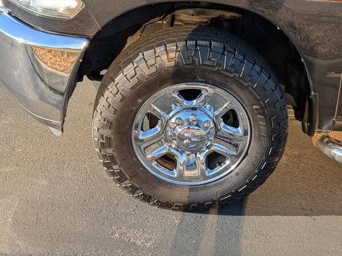 Used 2015 RAM 2500 SLT image 22