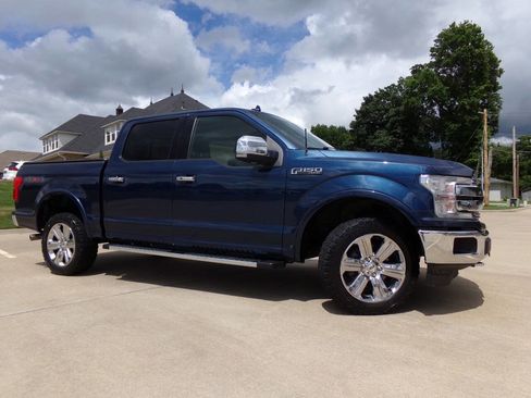 Used 2018 Ford F150 Lariat w/ Equipment Group 502A Luxury AWD/4WD image 14