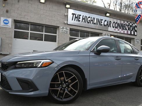 Used 2023 Honda Civic Sport Touring image 1