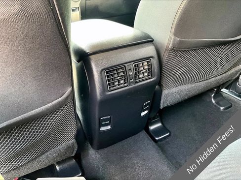Used 2014 Toyota 4Runner SR5 AWD/4WD image 26