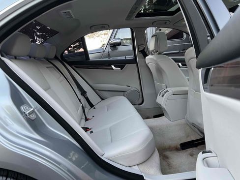 Used 2013 Mercedes-Benz C 250 Sedan w/ Premium 1 Pkg image 39