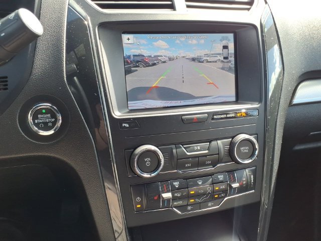 Certified 2019 Ford Explorer XLT w/ Equipment Group 202A FWD image 25