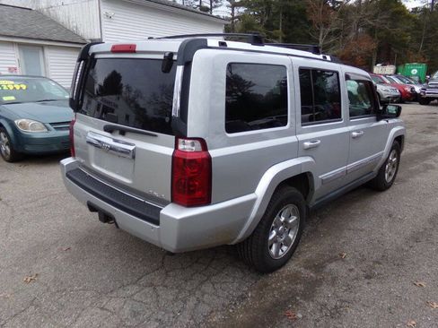 Used 2007 Jeep Commander Limited w/ Trailer Tow Group IV AWD/4WD image 3