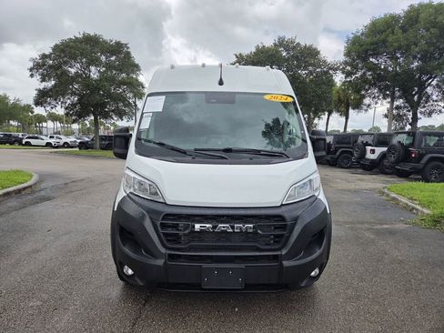 Used 2024 RAM ProMaster 2500 w/ Convenience Group FWD image 3