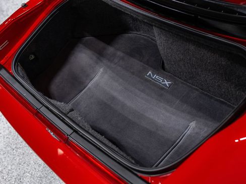 Used 2005 Acura NSX T RWD image 25