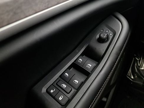 New 2025 Jeep Grand Cherokee L Limited w/ Luxury Tech Group II AWD/4WD image 26