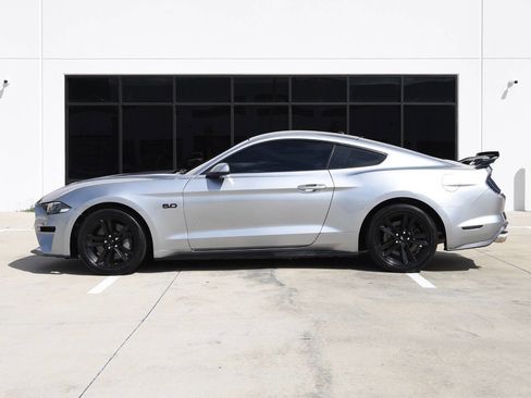 Used 2020 Ford Mustang GT Premium w/ Equipment Group 401A image 5