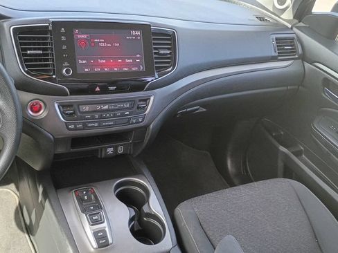 Used 2021 Honda Ridgeline Sport image 29