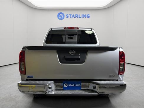 Used 2020 Nissan Frontier SV image 7