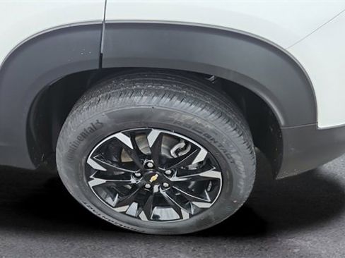 Used 2023 Chevrolet TrailBlazer LT w/ Convenience Package image 19