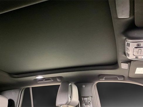 Used 2024 Cadillac Escalade Sport image 28