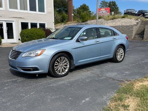 Used 2012 Chrysler 200 Limited w/ Sun/Sound Group FWD image 1
