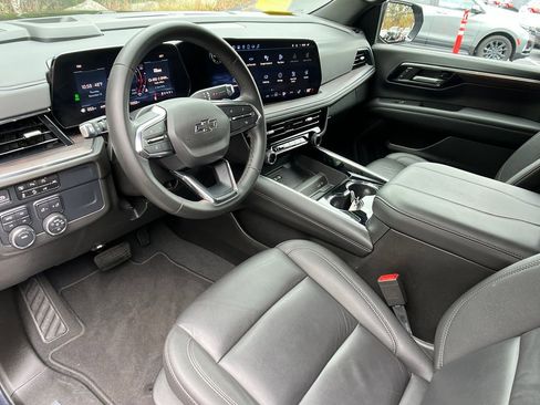 Used 2025 Chevrolet Tahoe Z71 image 10