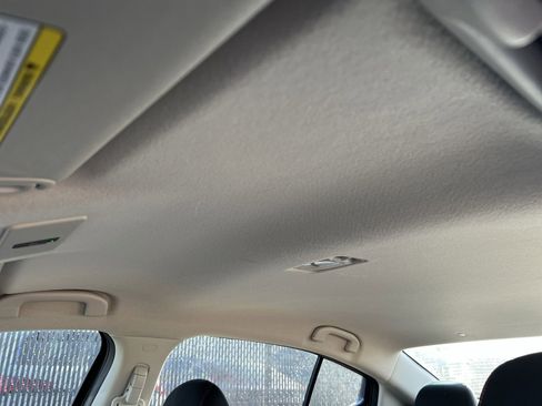 Used 2024 Nissan Versa SR w/ Trunk Package image 22