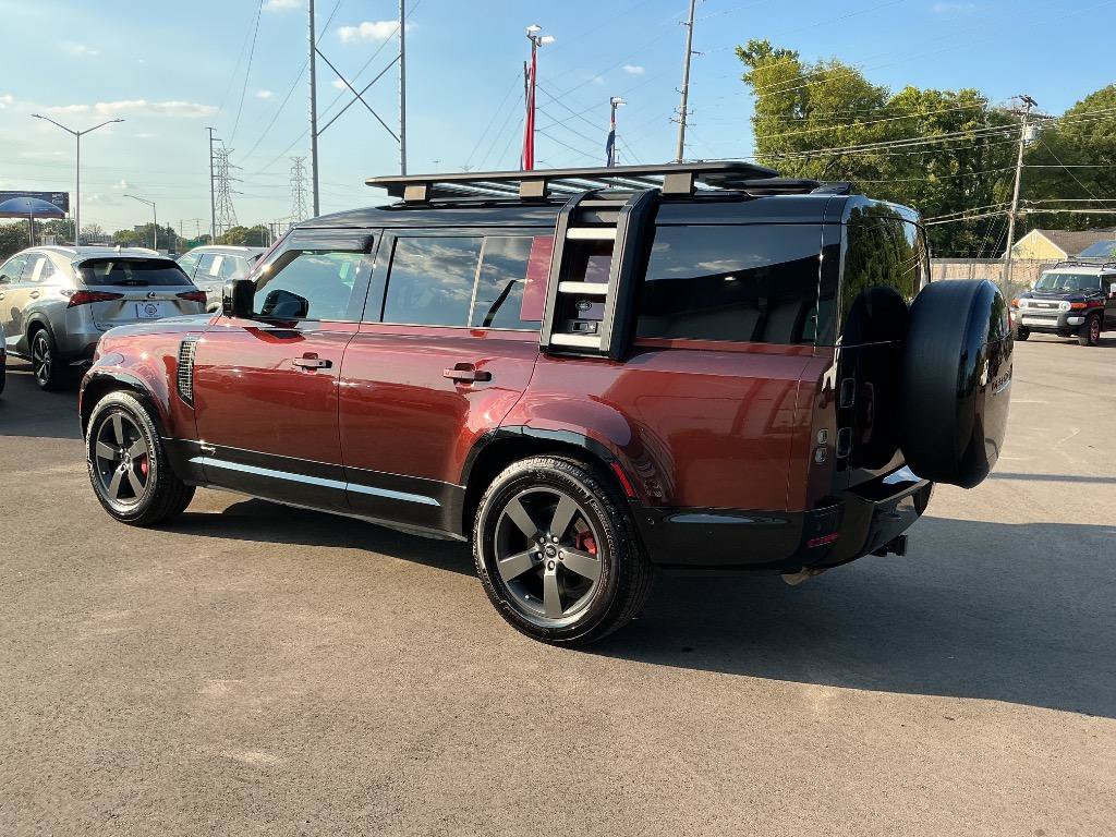 Used 2023 Land Rover Defender 130 X AWD/4WD image 5