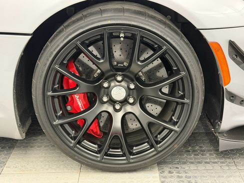Used 2016 Dodge Viper ACR w/ Extreme Aero Package image 18