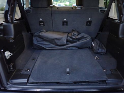 Used 2021 Jeep Wrangler Unlimited Sahara w/ Cold Weather Group image 4