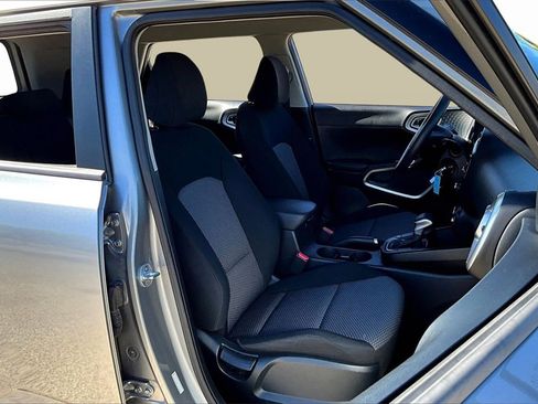 Certified 2023 Kia Soul LX w/ LX Technology Package image 7