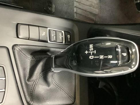 Used 2022 BMW X2 sDrive28i w/ Edition Package image 23