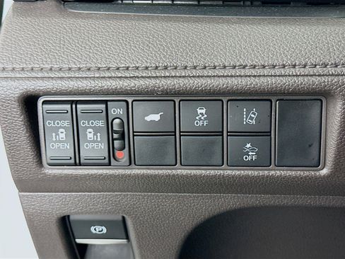 Used 2020 Honda Odyssey EX-L image 16