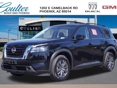 Used 2025 Nissan Pathfinder SV