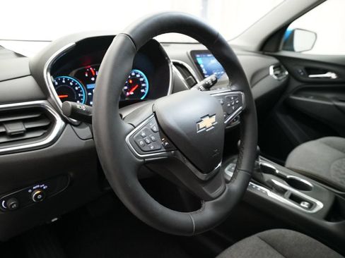 Used 2024 Chevrolet Equinox LT AWD/4WD image 8