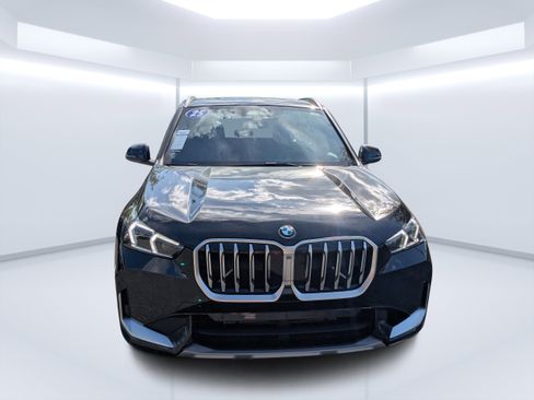 Used 2025 BMW X1 xDrive28i w/ Convenience Package AWD/4WD image 11