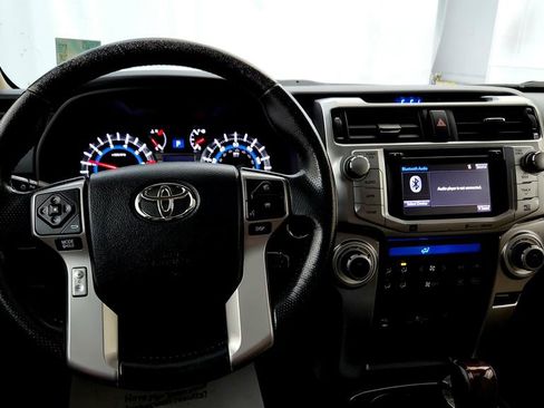 Used 2015 Toyota 4Runner Limited AWD/4WD image 27