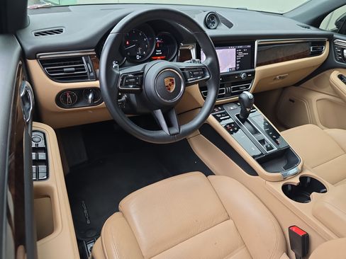 Used 2022 Porsche Macan image 4