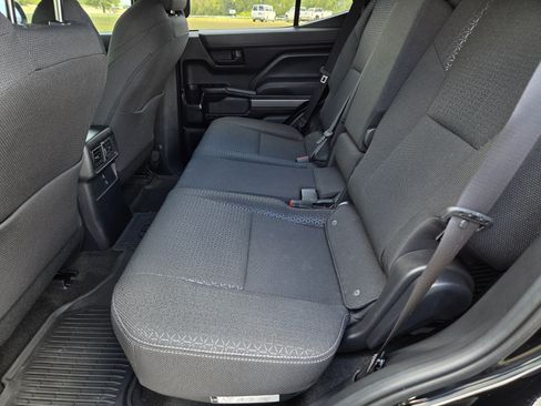 Used 2026 Toyota 4Runner SR5 RWD image 22