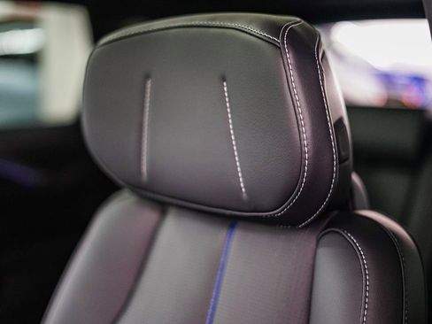 Used 2025 Cadillac Lyriq Sport image 25