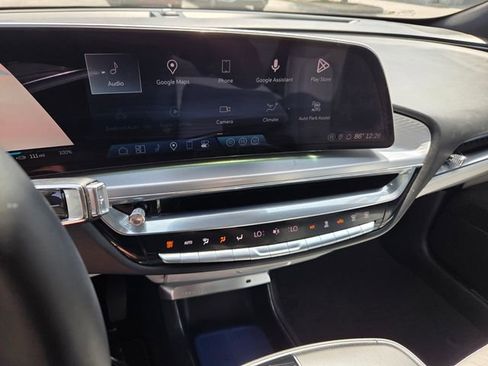 Used 2024 Cadillac Lyriq Sport RWD image 22