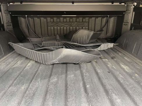 Used 2024 Chevrolet Silverado 1500 ZR2 w/ Technology Package image 34