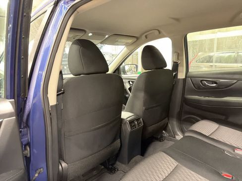 Used 2017 Nissan Rogue S w/ S Appearance Package image 23