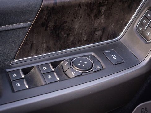 Used 2025 Ford F350 Lariat w/ Lariat Ultimate Package image 16