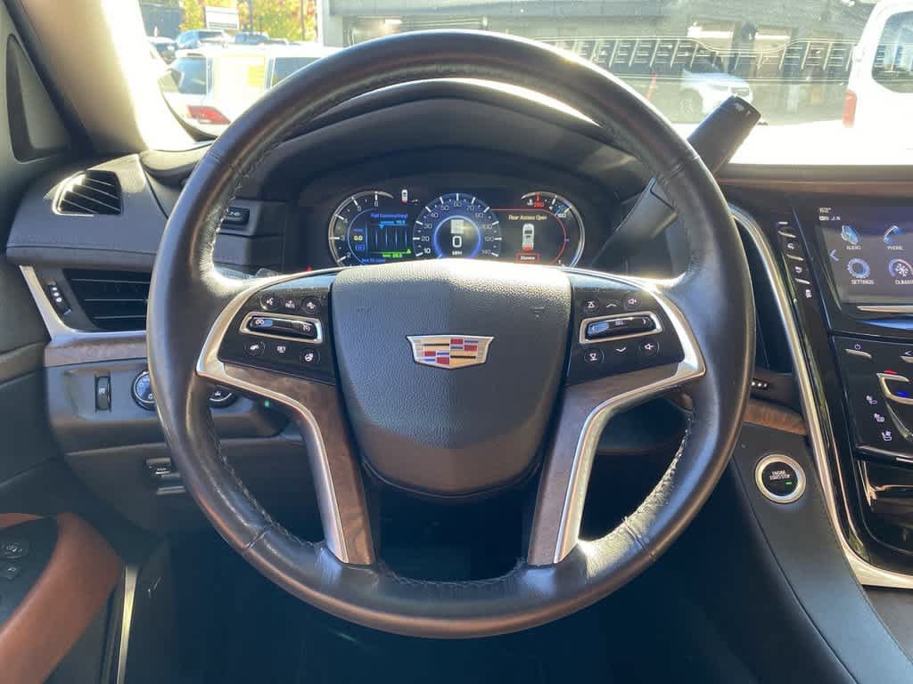 Used 2019 Cadillac Escalade Premium Luxury AWD/4WD image 18