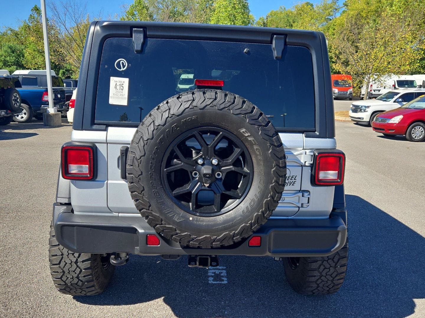 Used 2024 Jeep Wrangler Unlimited Sport AWD/4WD image 6