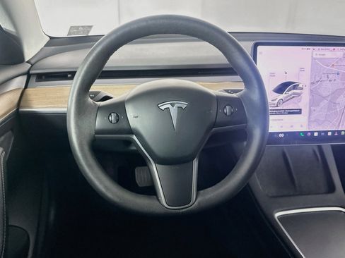 Used 2023 Tesla Model 3 Standard Range RWD image 16