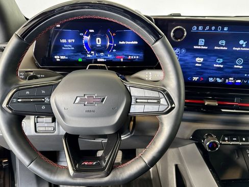 Used 2025 Chevrolet Silverado EV RST image 11