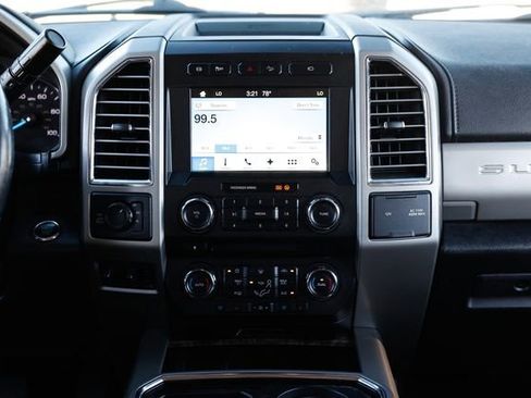 Used 2017 Ford F250 Lariat w/ Lariat Ultimate Package image 41