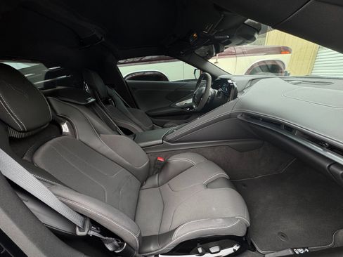 Used 2025 Chevrolet Corvette Z06 image 23