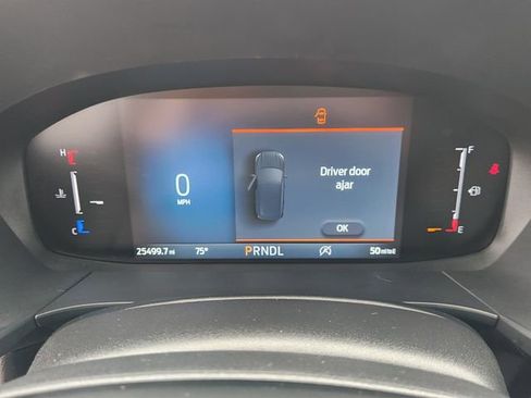 Used 2025 Ford Escape ST-Line image 15